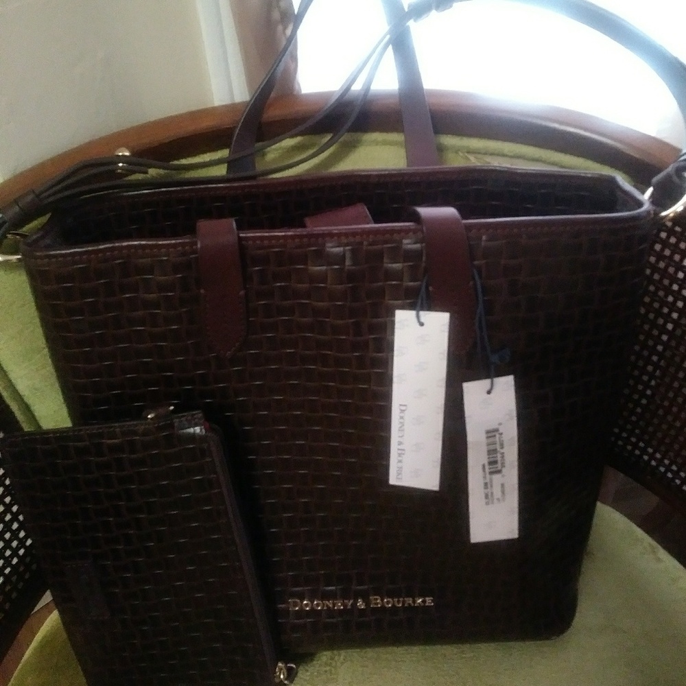 Authentic Dooney & Bourke Bag and Wristlet